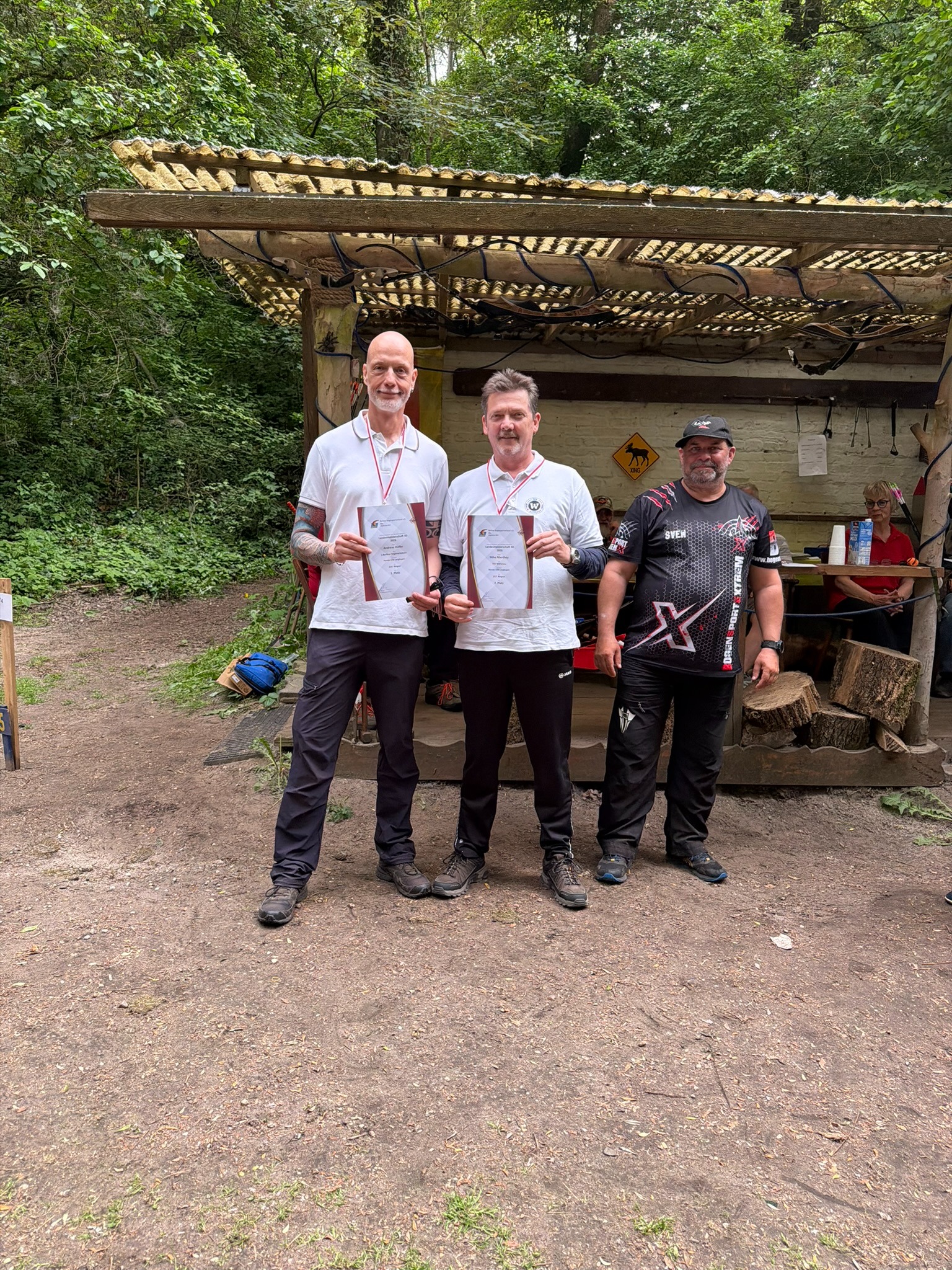 Siegerehrung im Wald bei der Landesmeisterschaft 3D des BBv 2026